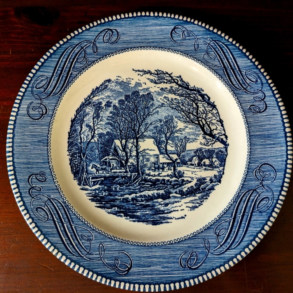 Currier & Ives 'Old Grist Mill' 10 inch Dinner Plate